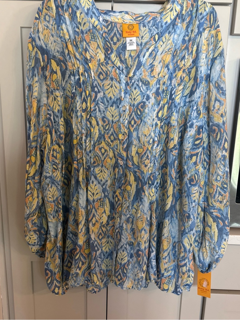 Ruby Rd Blouse Women's 3X Woven Style Printed V Neck Button Up NWT